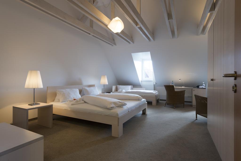 Hotel Gasthof Zum Storch Schlüsselfeld Zewnętrze zdjęcie